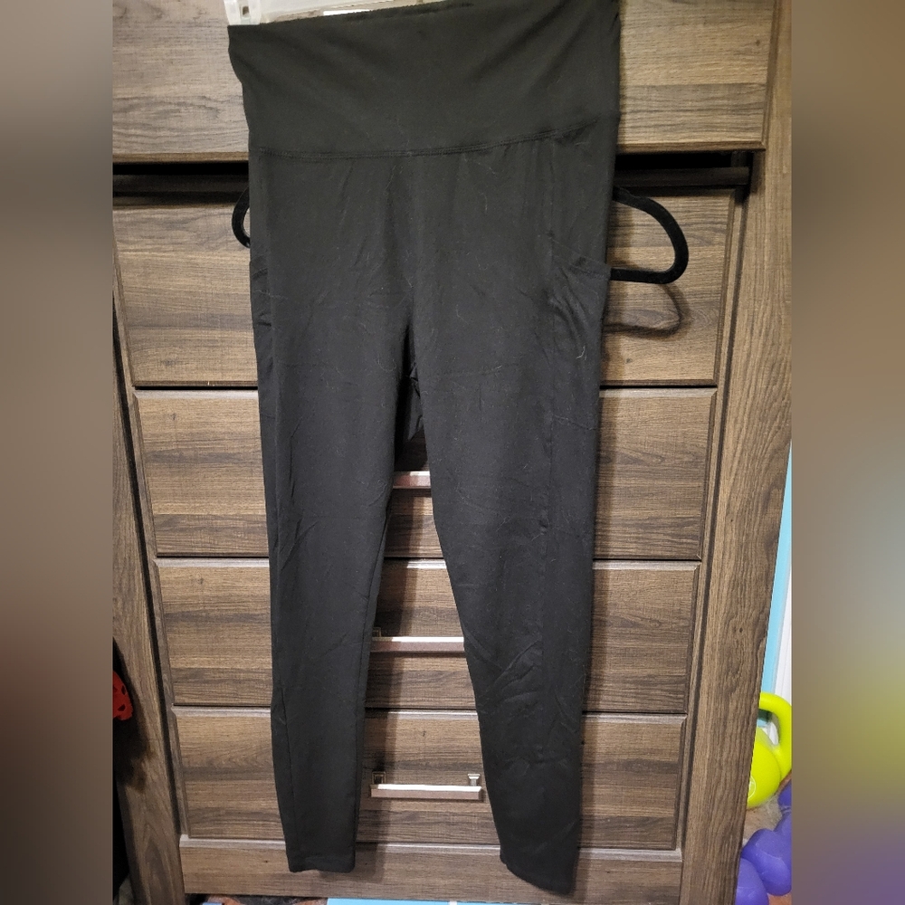 Black Buttery Soft Maternity Leggings With Pockets